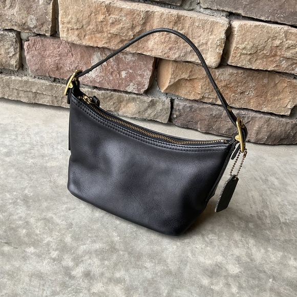 Vintage COACH Black Leather Demi Baguette Bag 9844 - Picture 6 of 16